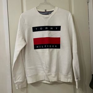 Tommy Hilfiger sweater